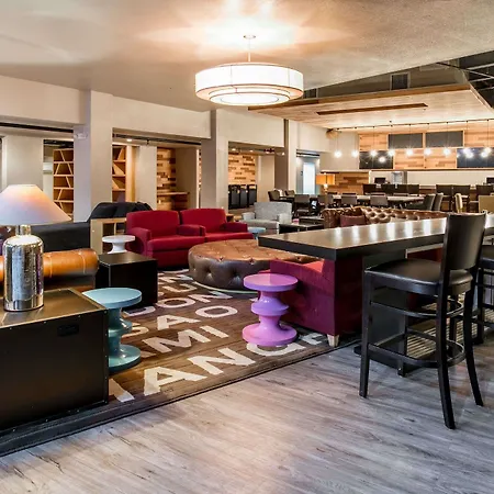 Hotel Tryp By Wyndham College Station